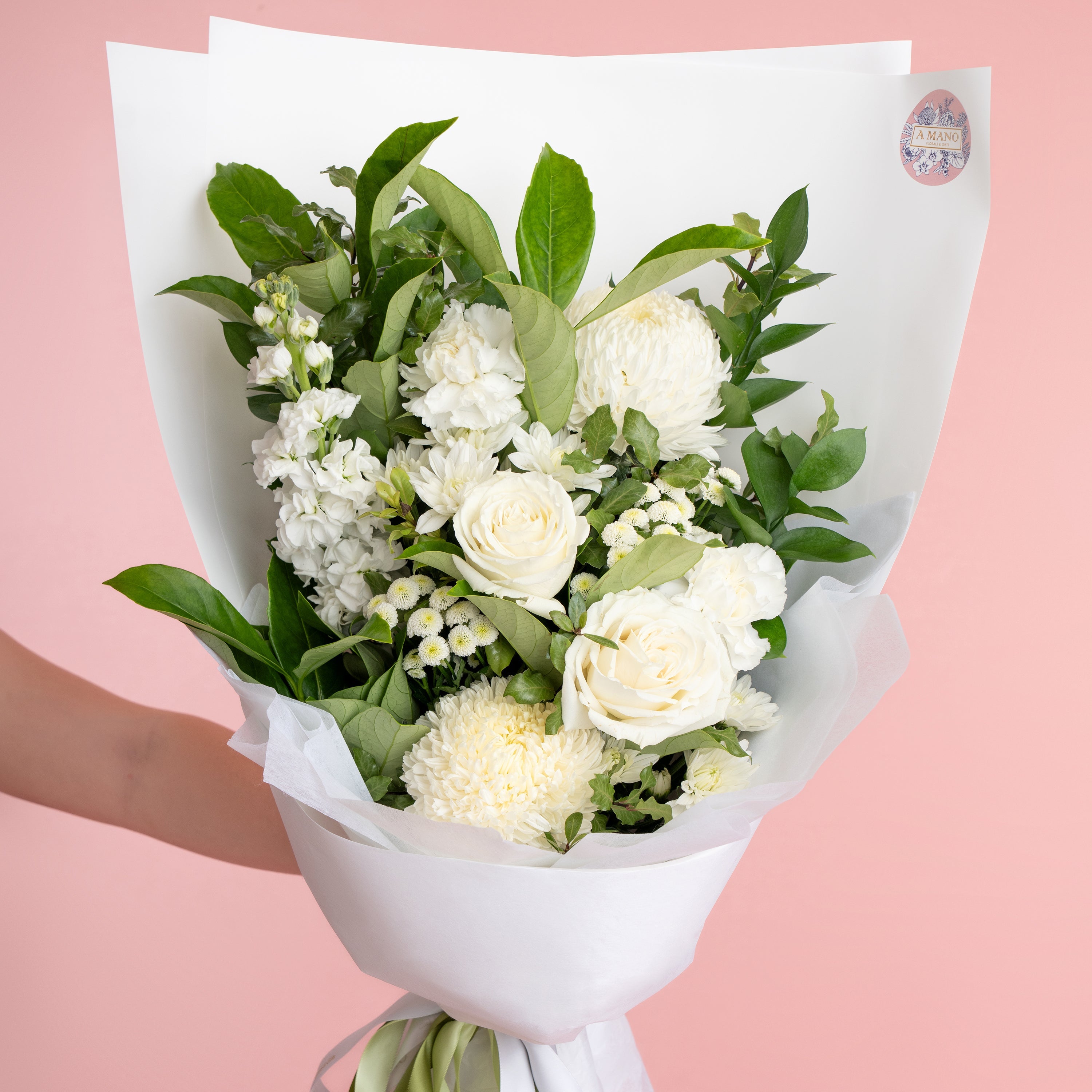 White & Elegant Bouquet