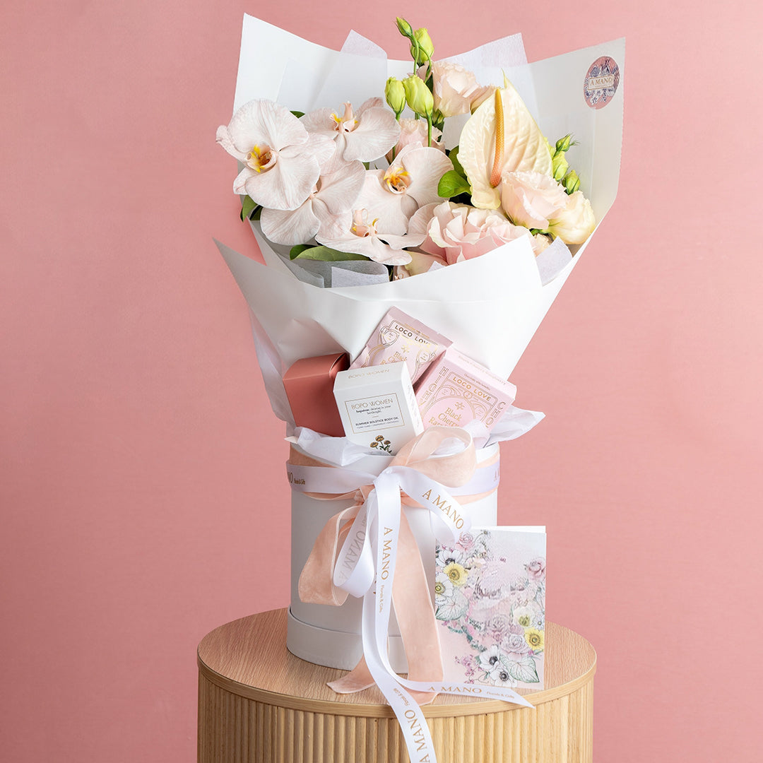 Lush Flower & Gift Hamper